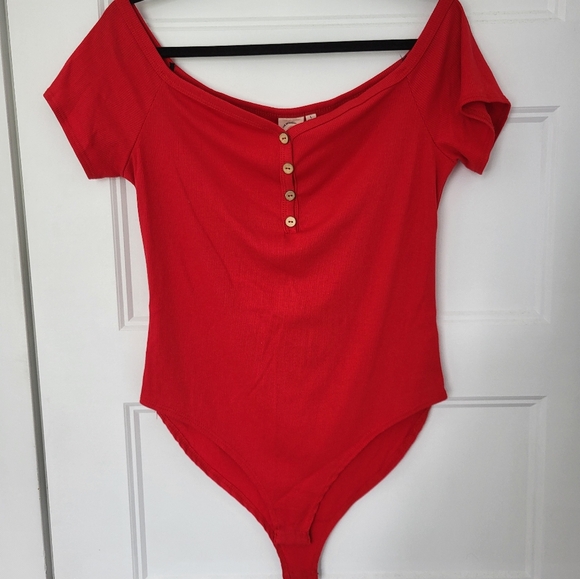 Red bodysuit - Picture 2 of 2